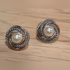Source Unknown Twisted Silver and Gold Pearl Earrings